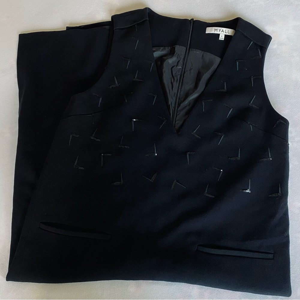 Myall Black Poly / Viscose Suiting Dress W Front Pockets / Size Large
